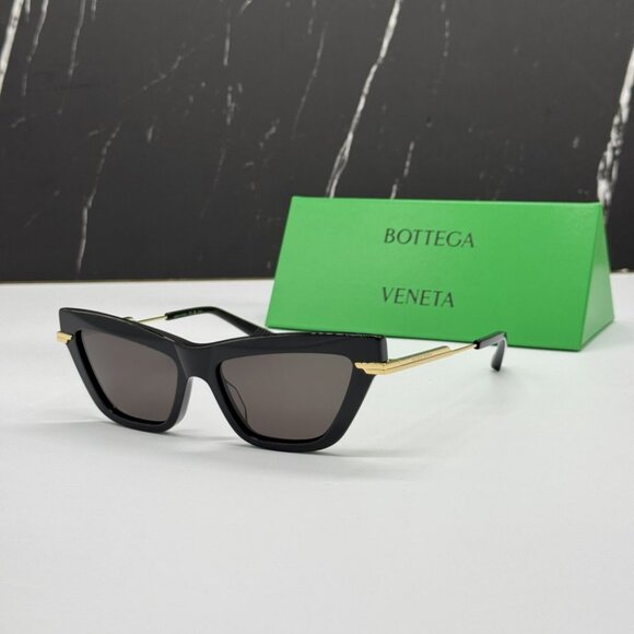 NEW BOTTEGA VENETA BV1241S 001 SUNGLASSES WOMEN BLACK GOLD CAT EYE EYEWEAR - Picture 1 of 13